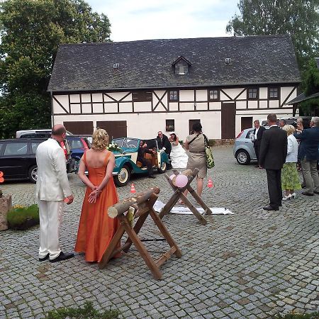 Richzenhainer-Hof Waldheim ภายนอก รูปภาพ