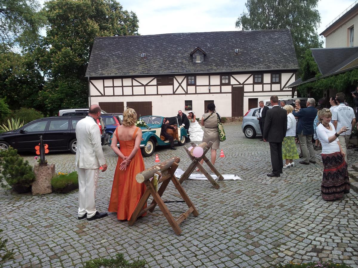Richzenhainer-Hof Waldheim ภายนอก รูปภาพ